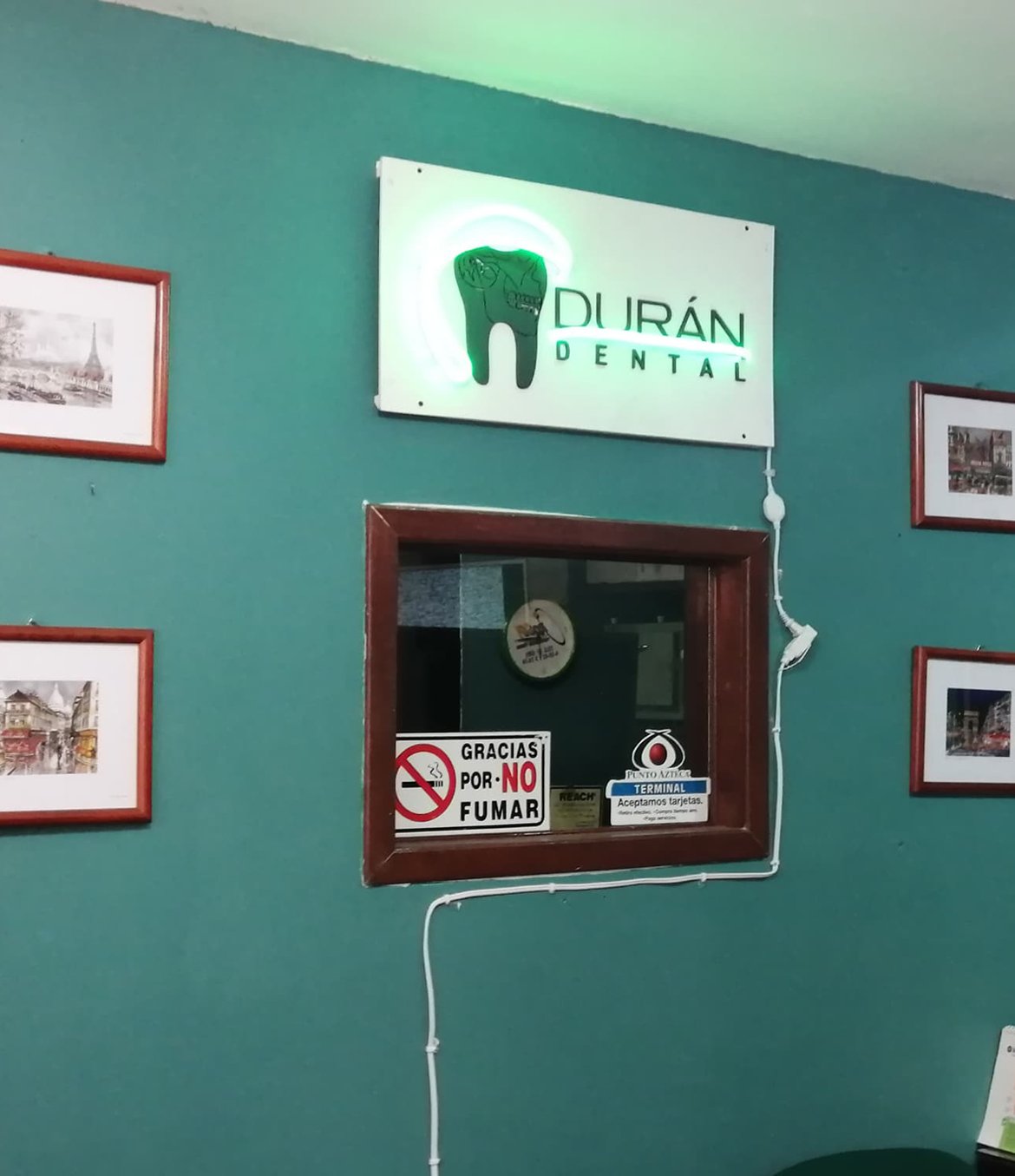 Sala logo consultorío Dental Durán